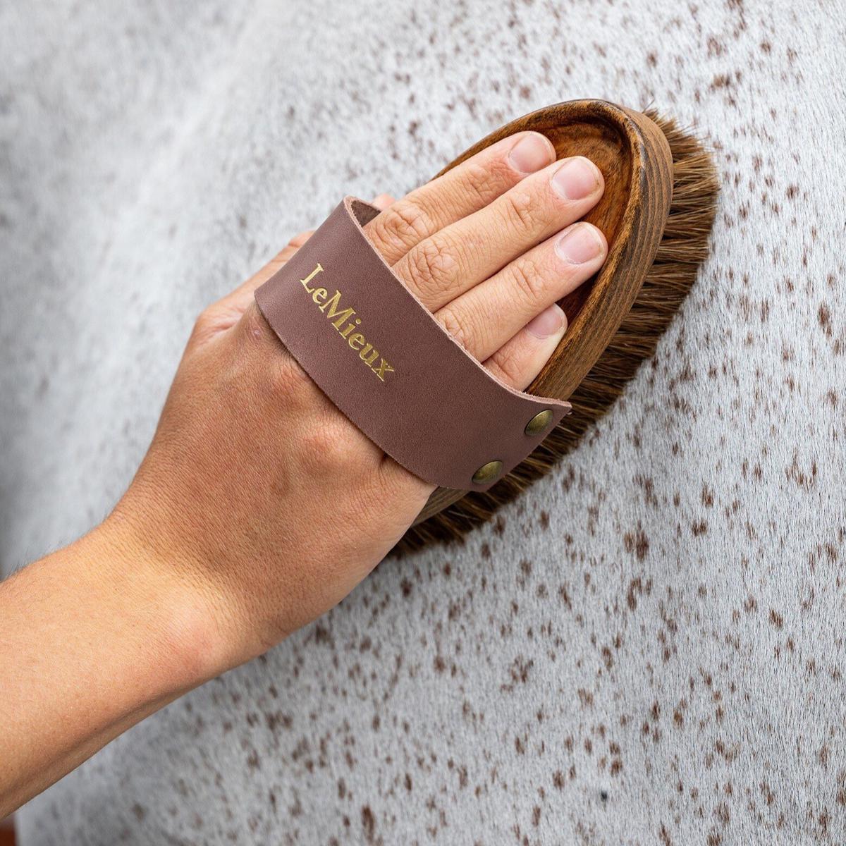 LeMieux Artisan Soft Speckled Brush