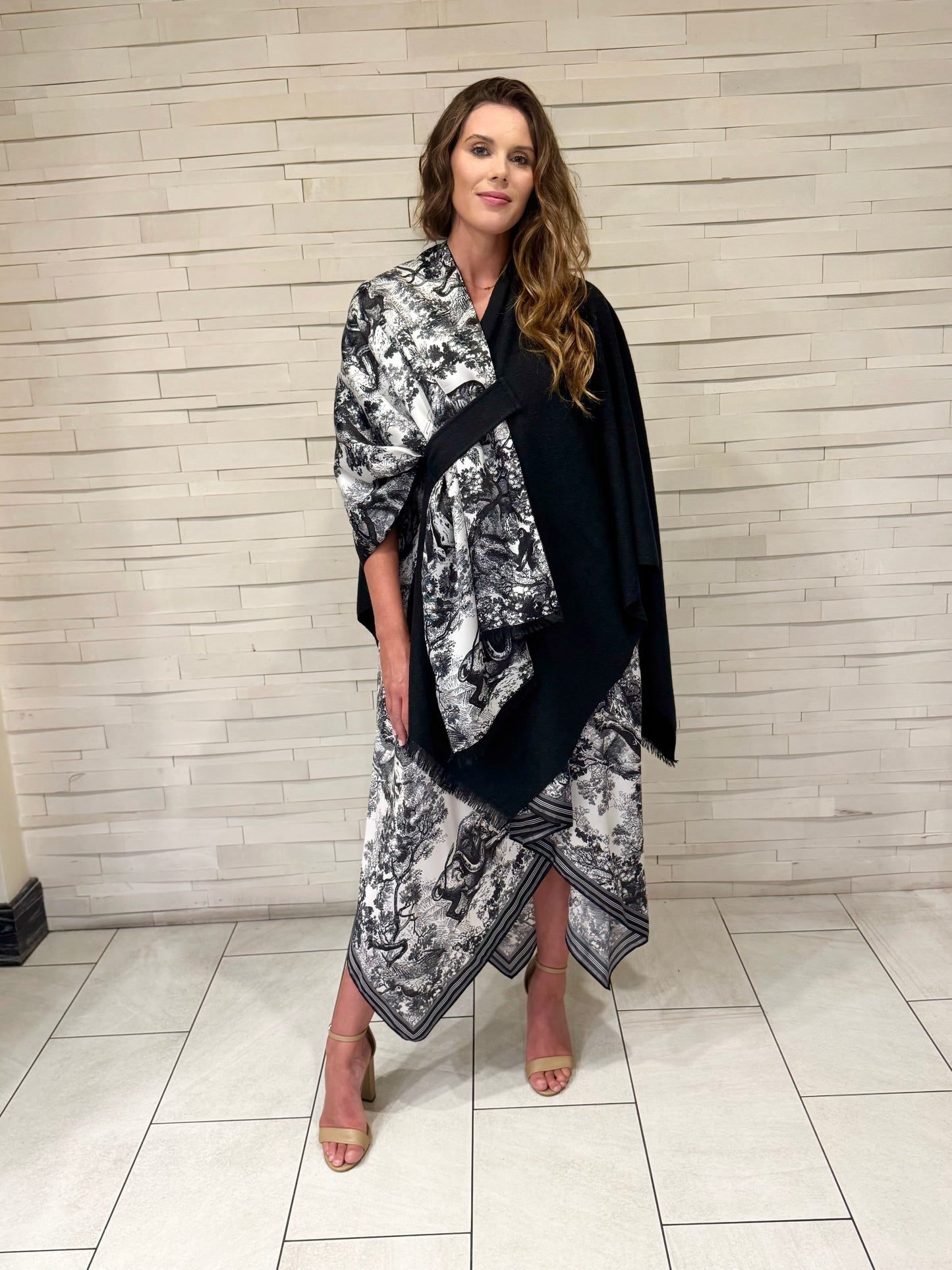 Pull Through Wrap / Black / Black Toile