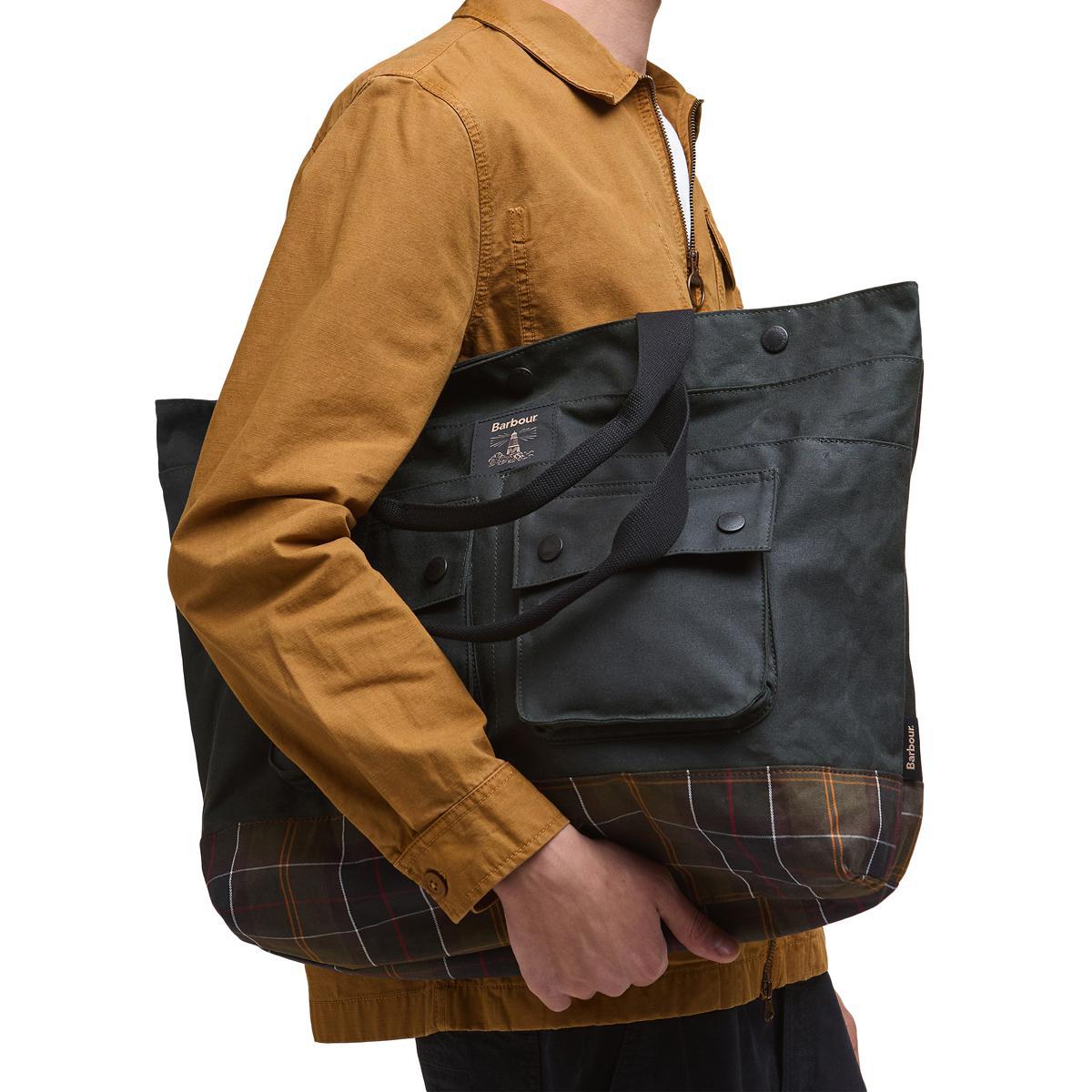 Barbour Men's Field Wax Tote Bag Farm House Tack