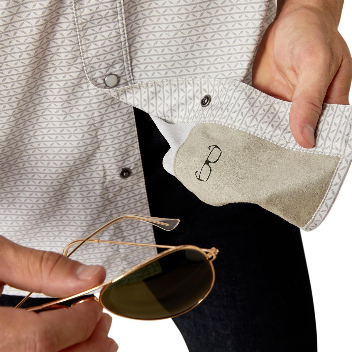 Ariat Men's Western VentTEK Classic Fit Short Sleeve Shirt