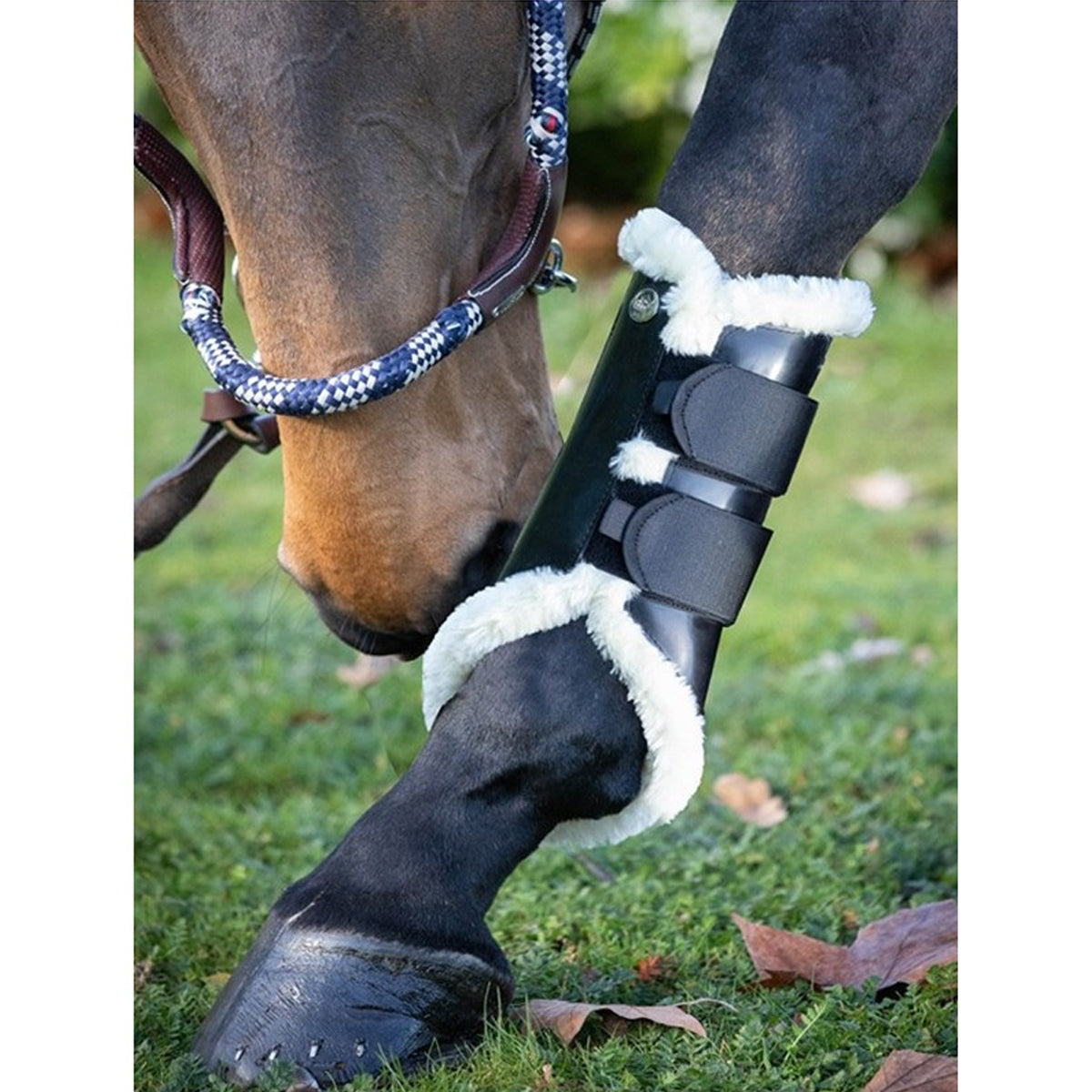 Jump'in Para Closed Synthetic Sheepskin Boots