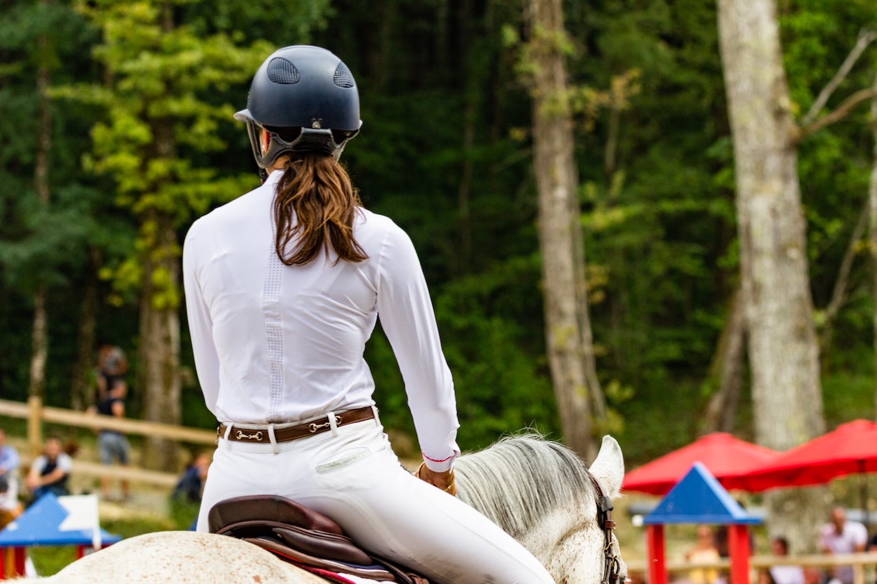 Best Horse Riding Hairstyles for Competition