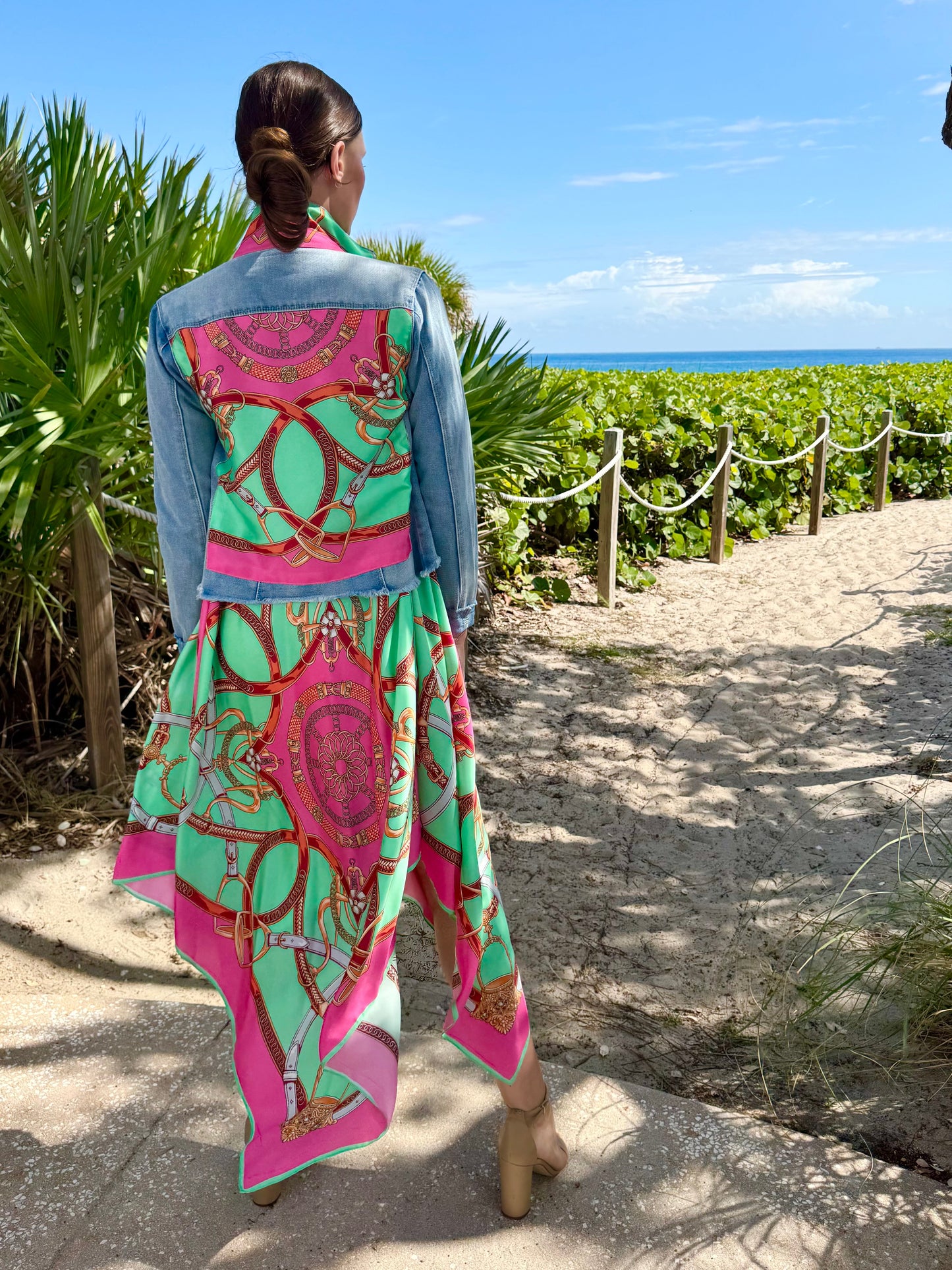 The Light Denim Jacket / Turquoise & Pink Stirrup