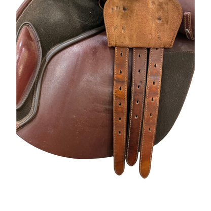 Bates Caprilli 16.5” Used Close Contact Saddle