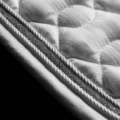 LeMieux Crystal Suede Close Contact Pad