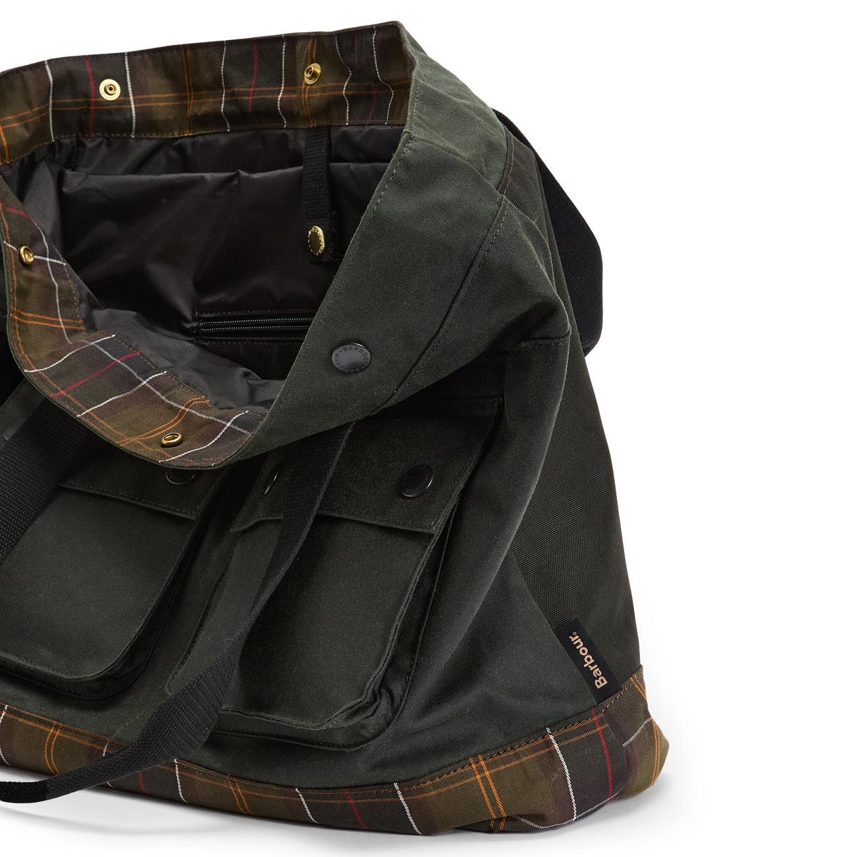 Barbour (バブワー) Fieldワックストートバッグ Barbour Men's Field Wax Tote Bag | Farm House Tack
