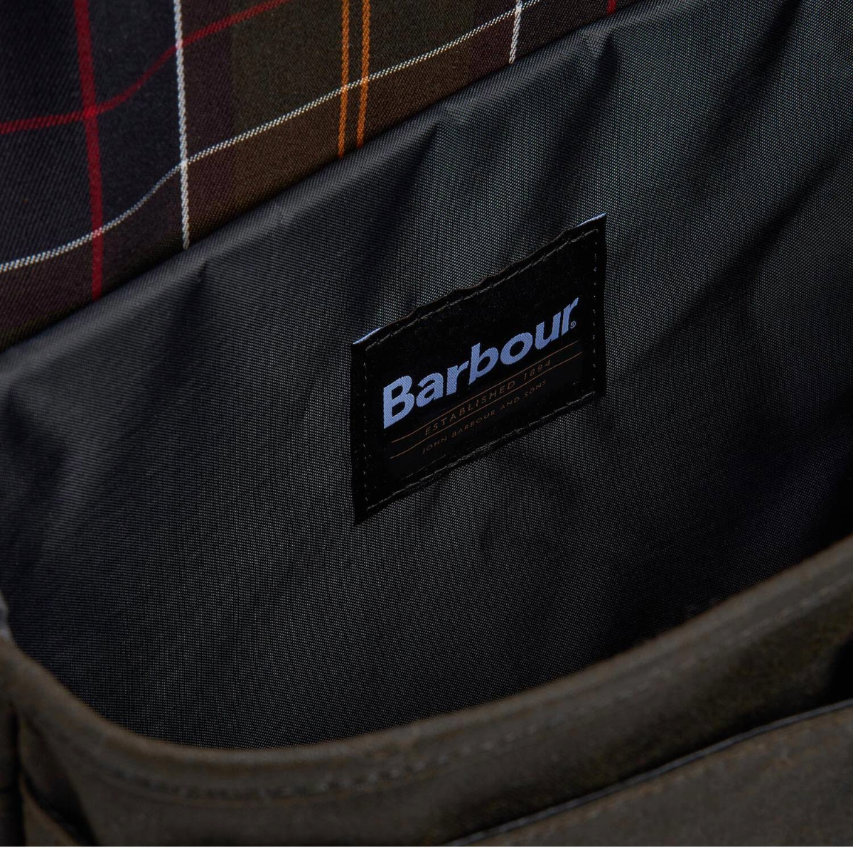 Barbour Field Wax Messenger Bag , olive, logo view