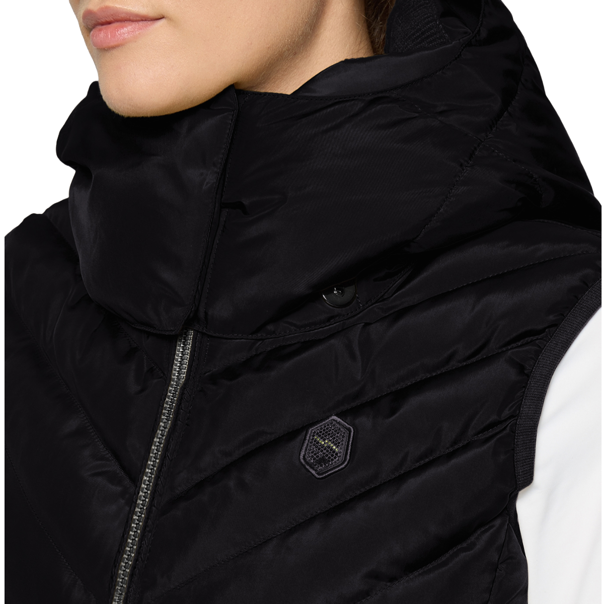 Samshield Women's Chamonix Light Puffer Vest, black, collar view