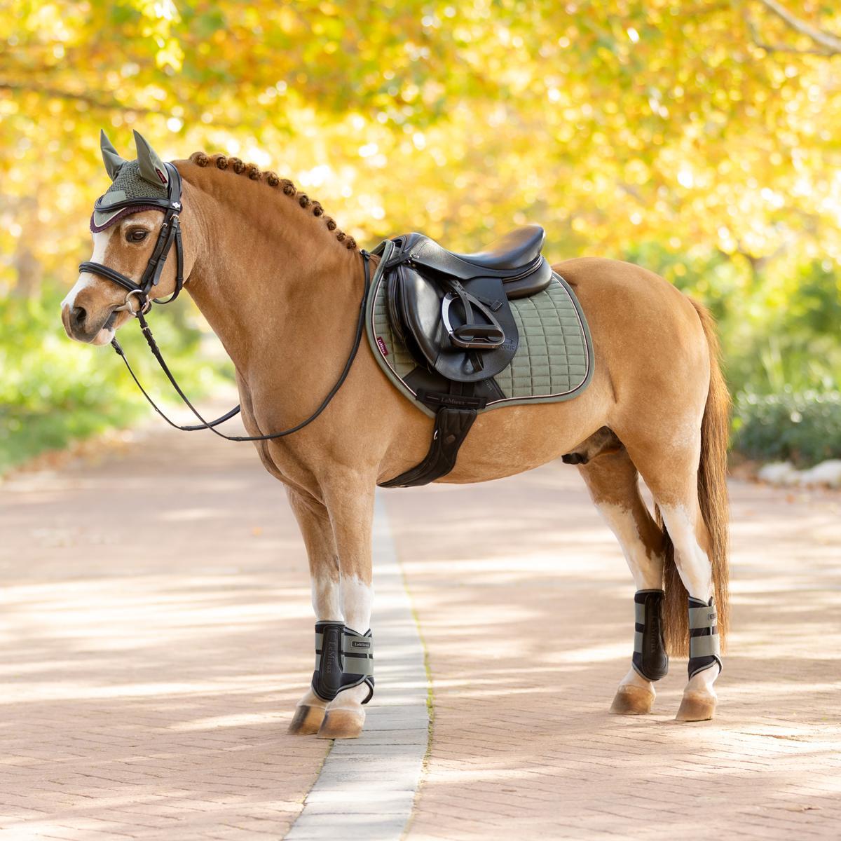 LeMieux Mini Suede Close Contact Square Pad