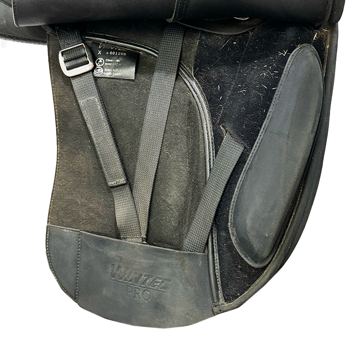 Wintec Dressage Pro 16.5" Used Dressage Saddle