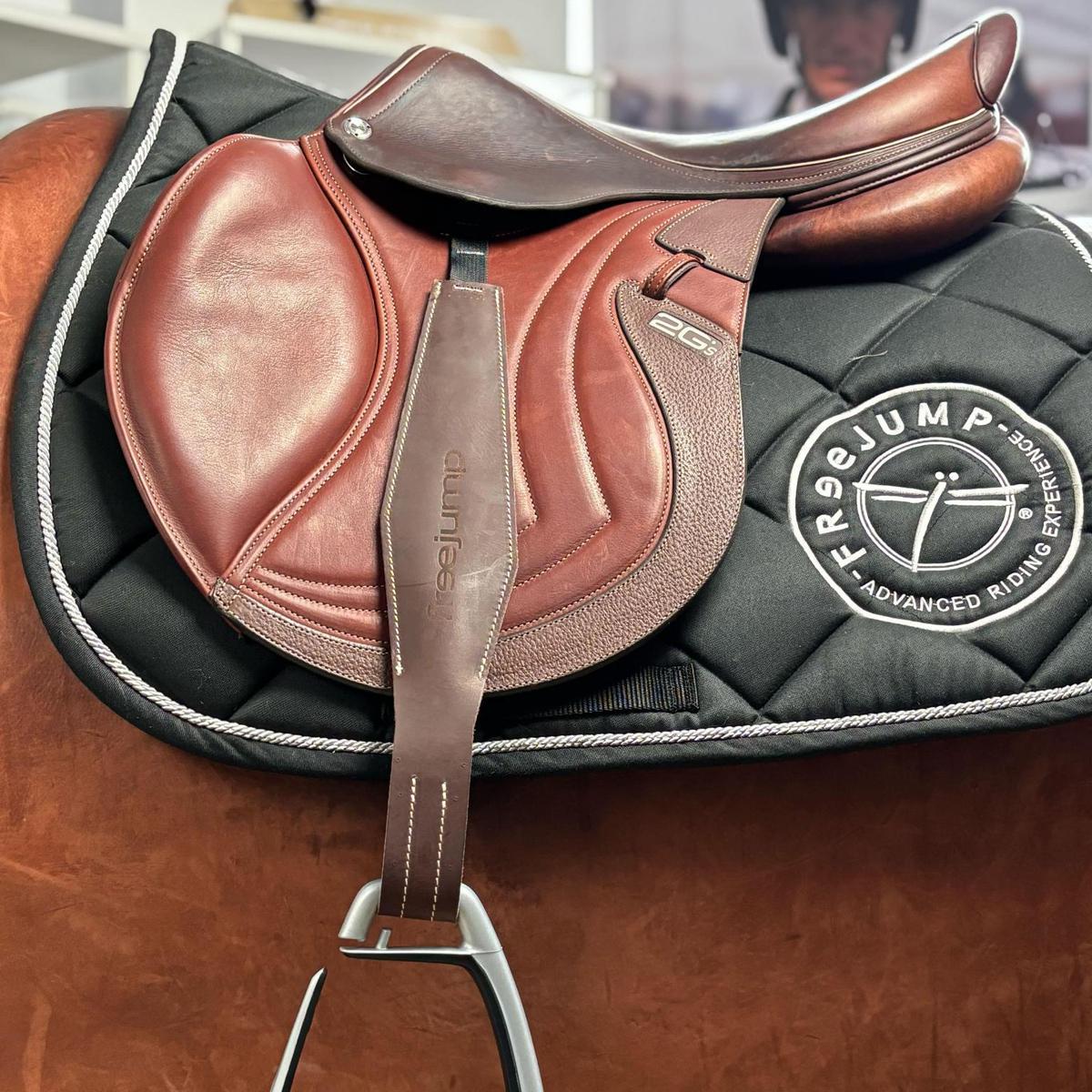 Freejump 4x6 Stirrup Leathers