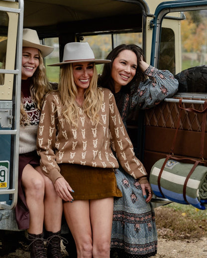 The Deinhardt VARSITY Sweater - Cognac / Cream