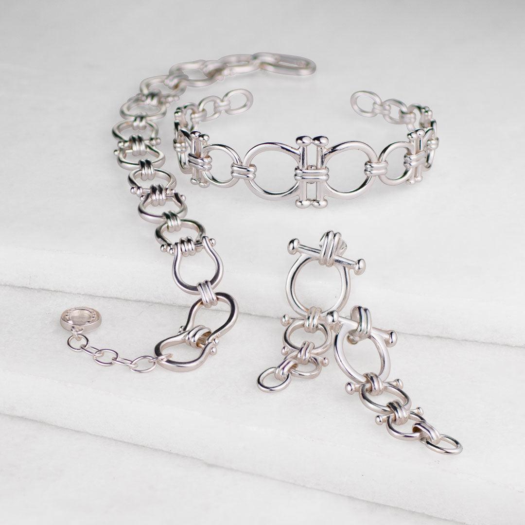 Urban Equestrian  Chapelle - Horseshoe Link Equestrian Bracelet in Silver