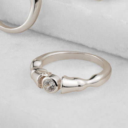 Cavallo - Moissanite Horseshoe Earring in Sterling Silver