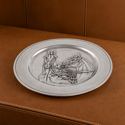 Vagabond House - Pewter Thoroughbred Horse Charger