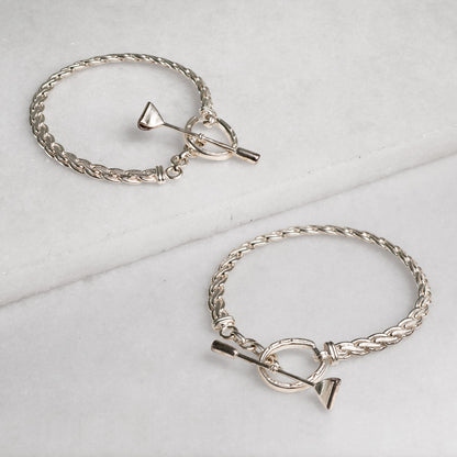 Urban Equestrian  Luxe Horseshoe Clasp Bracelet in Silver