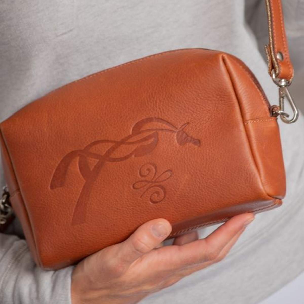 Penelope Laly Gold Bag