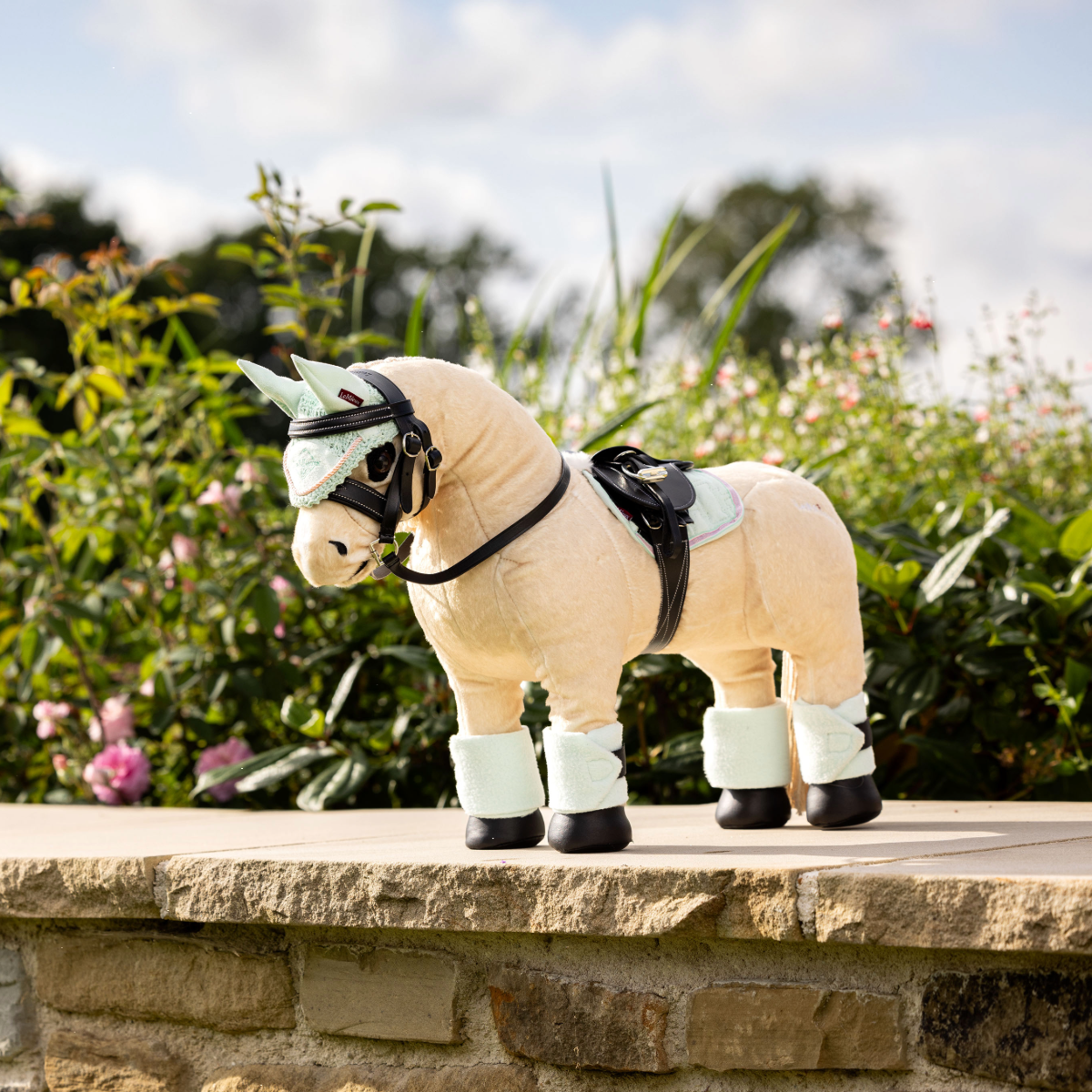 LeMieux Harlow Toy Pony Pad model view in softmint