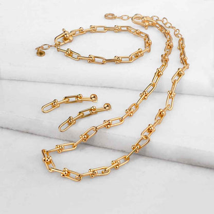 Urban Equestrian  Bellamy - Horseshoe Link Equestrian Necklace in Gold