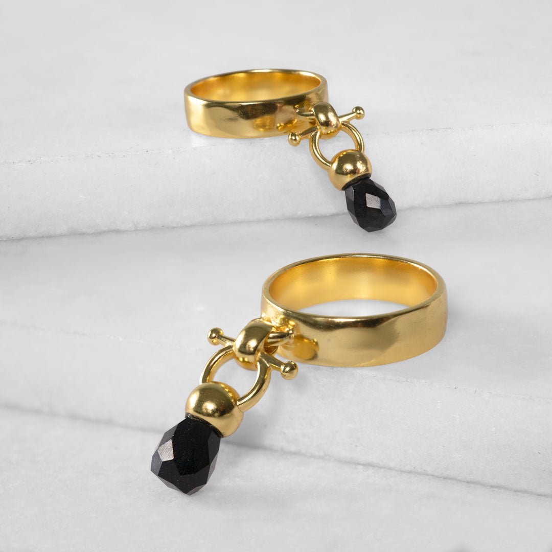 Urban Equestrian  Brio - Black Onyx Horse Bit Equestrian Ring in Gold
