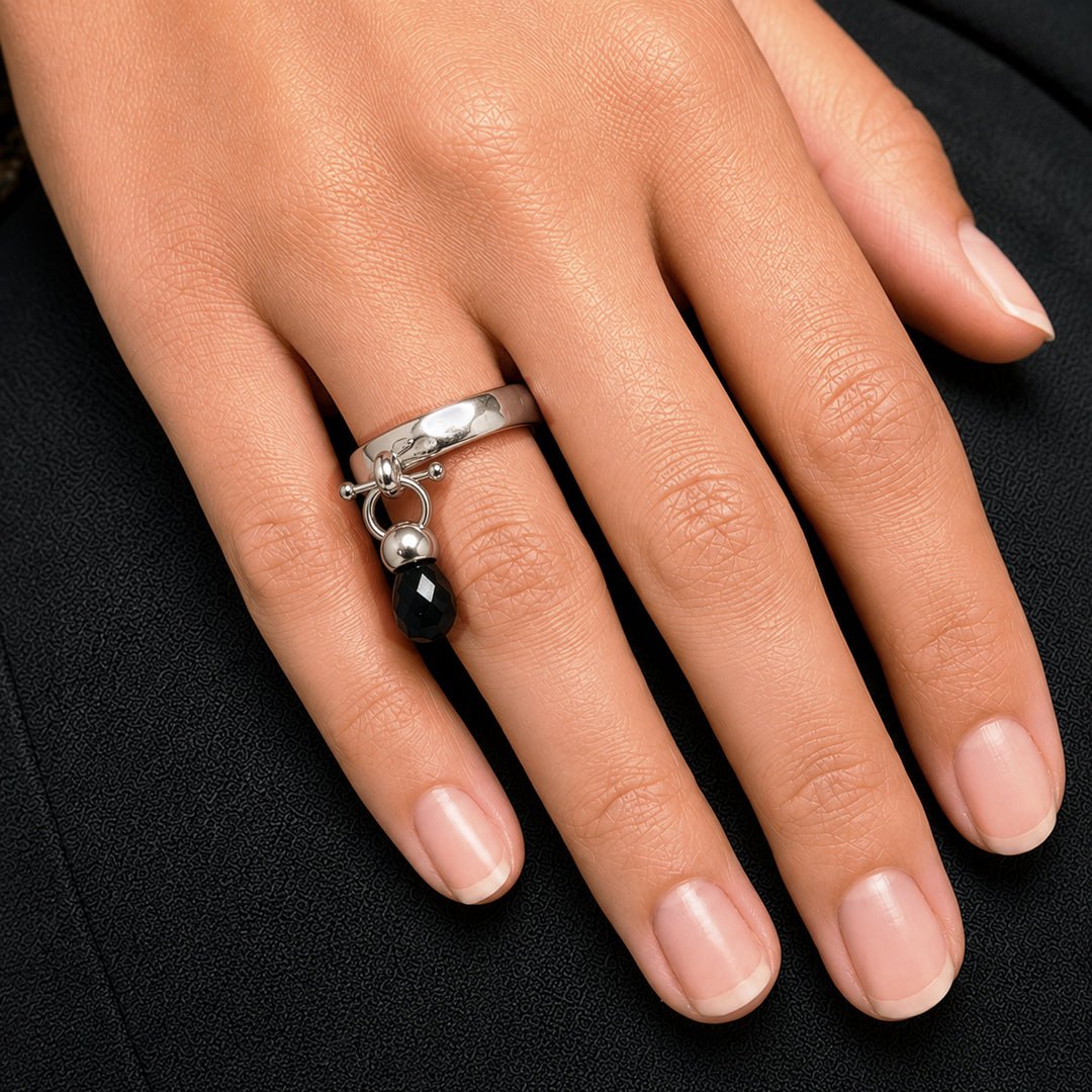 Urban Equestrian  Brio - Black Onyx Horse Bit Equestrian Ring in Silver