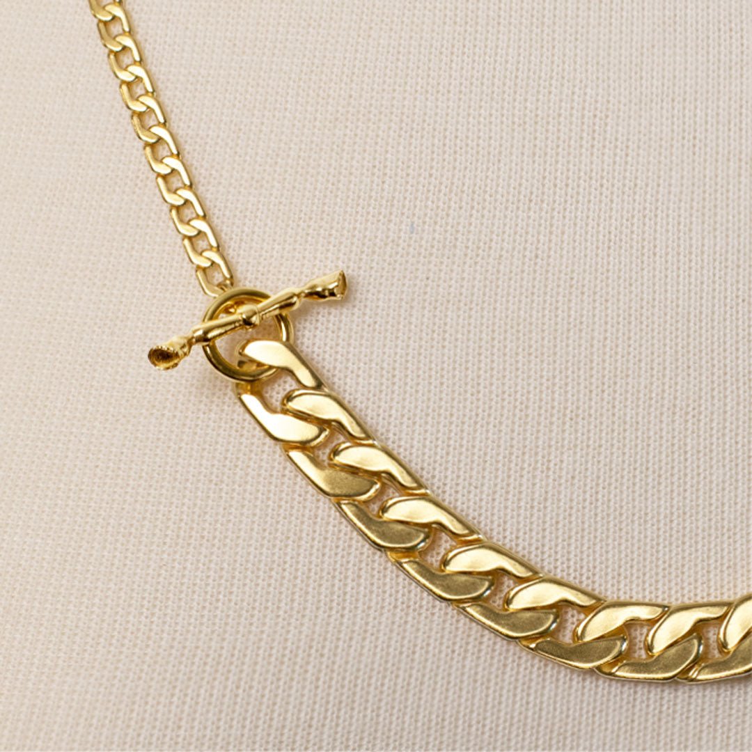 Urban Equestrian  Cadence - Convertible Equestrian Curb Chain T-Bar Necklace in Gold