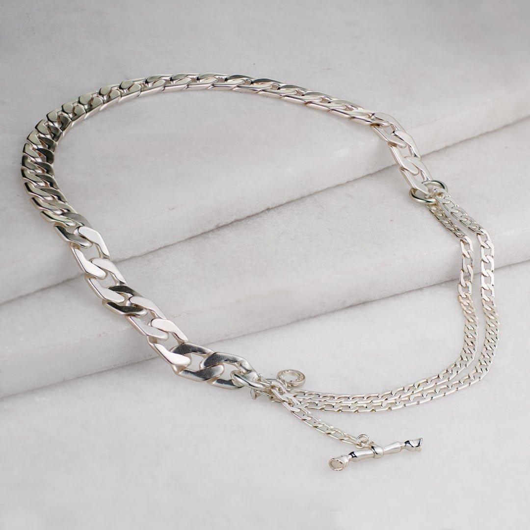 Urban Equestrian  Cadence - Equestrian Curb Chain T-Bar Necklace in Silver