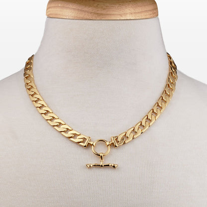 Urban Equestrian  Cadence - Equestrian Curb Chain T-Bar Necklace in Gold