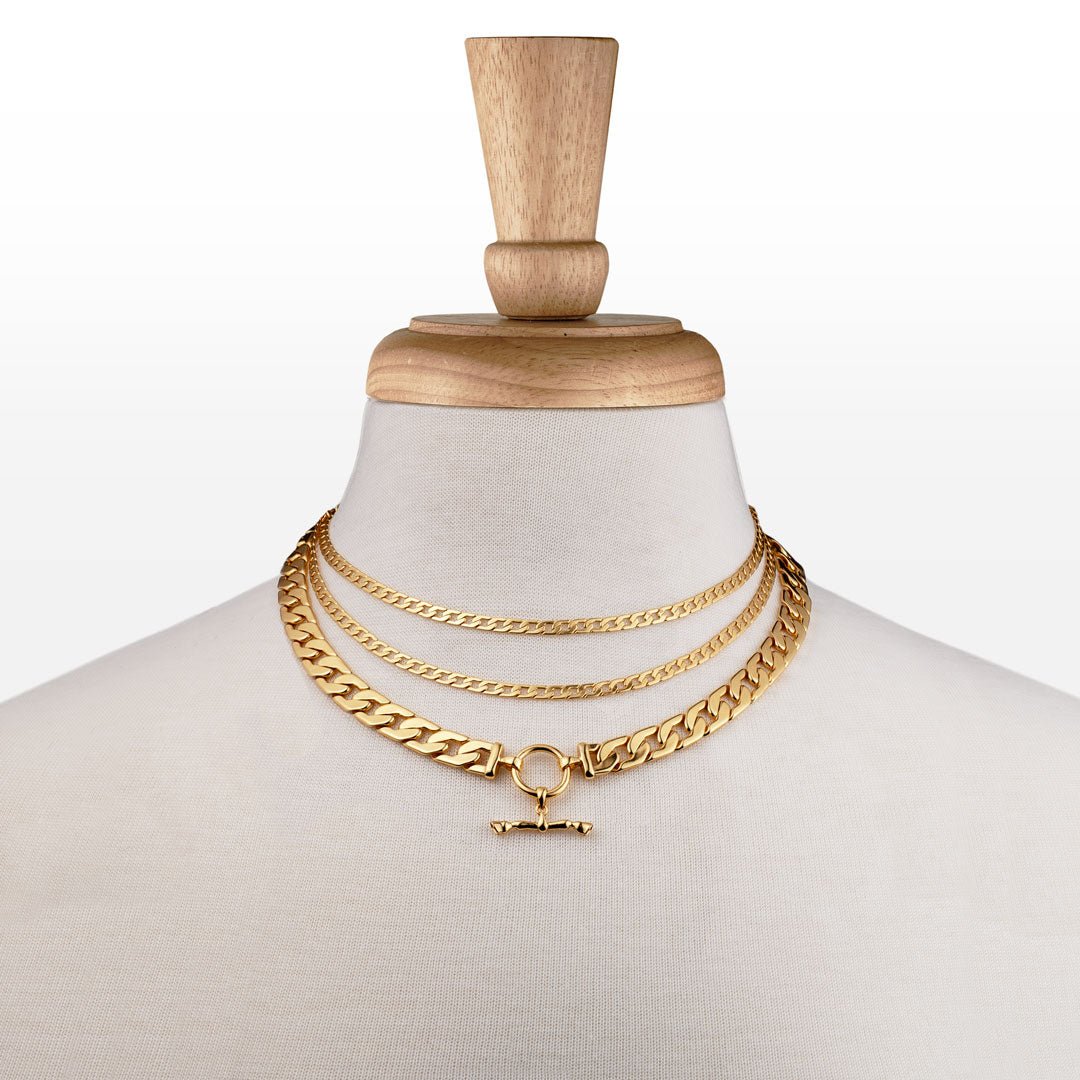 Urban Equestrian  Cadence - Equestrian Curb Chain T-Bar Necklace in Gold