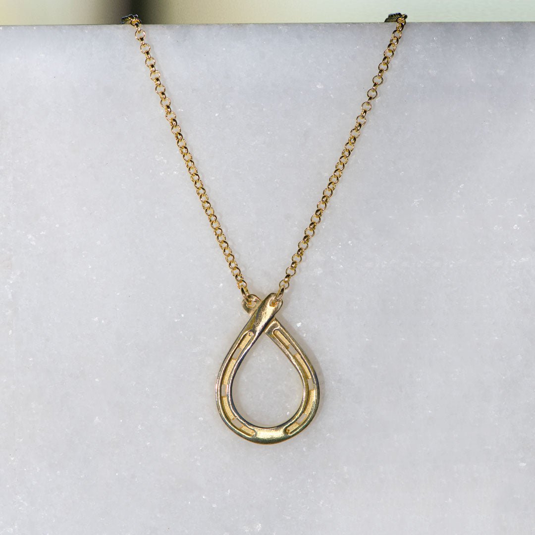 Urban Equestrian  Cali - Equestrian Horseshoe Loop Necklace in Gold