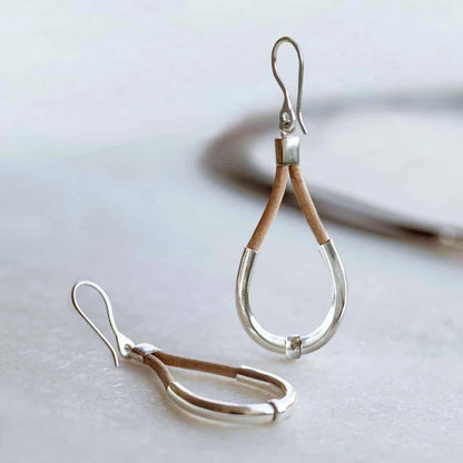 Urban Equestrian  Calista - Equestrian Horseshoe Necklace on Natural Leather