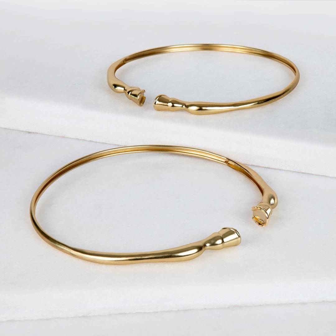 Urban Equestrian  Cavallo - Horse Hoof Neck Cuff in Gold