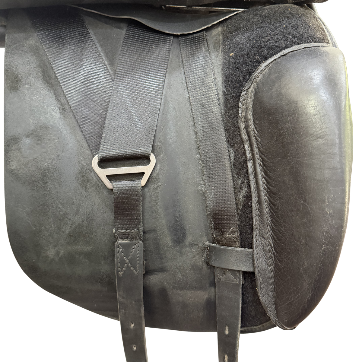 Duett Fidelio 18" Used Dressage Saddle