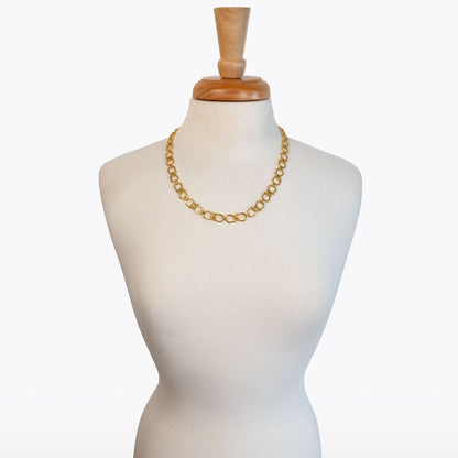 Urban Equestrian  Chapelle - Horseshoe Link Equestrian Necklace in Gold