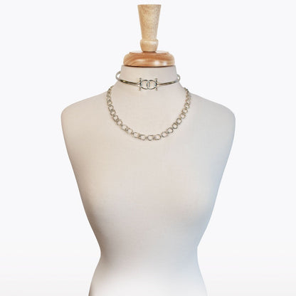 Urban Equestrian  Chapelle - Horseshoe Link Equestrian Necklace in Silver