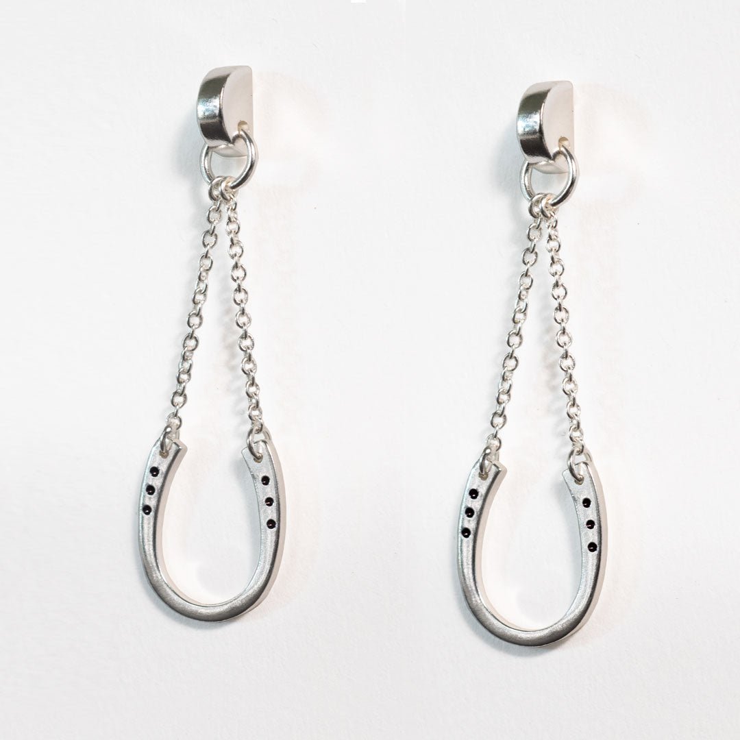 Urban Equestrian  Classique - Horseshoe Chain Earring Sterling Silver Horseshoe Earring