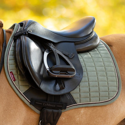 LeMieux Mini Suede Close Contact Square Pad