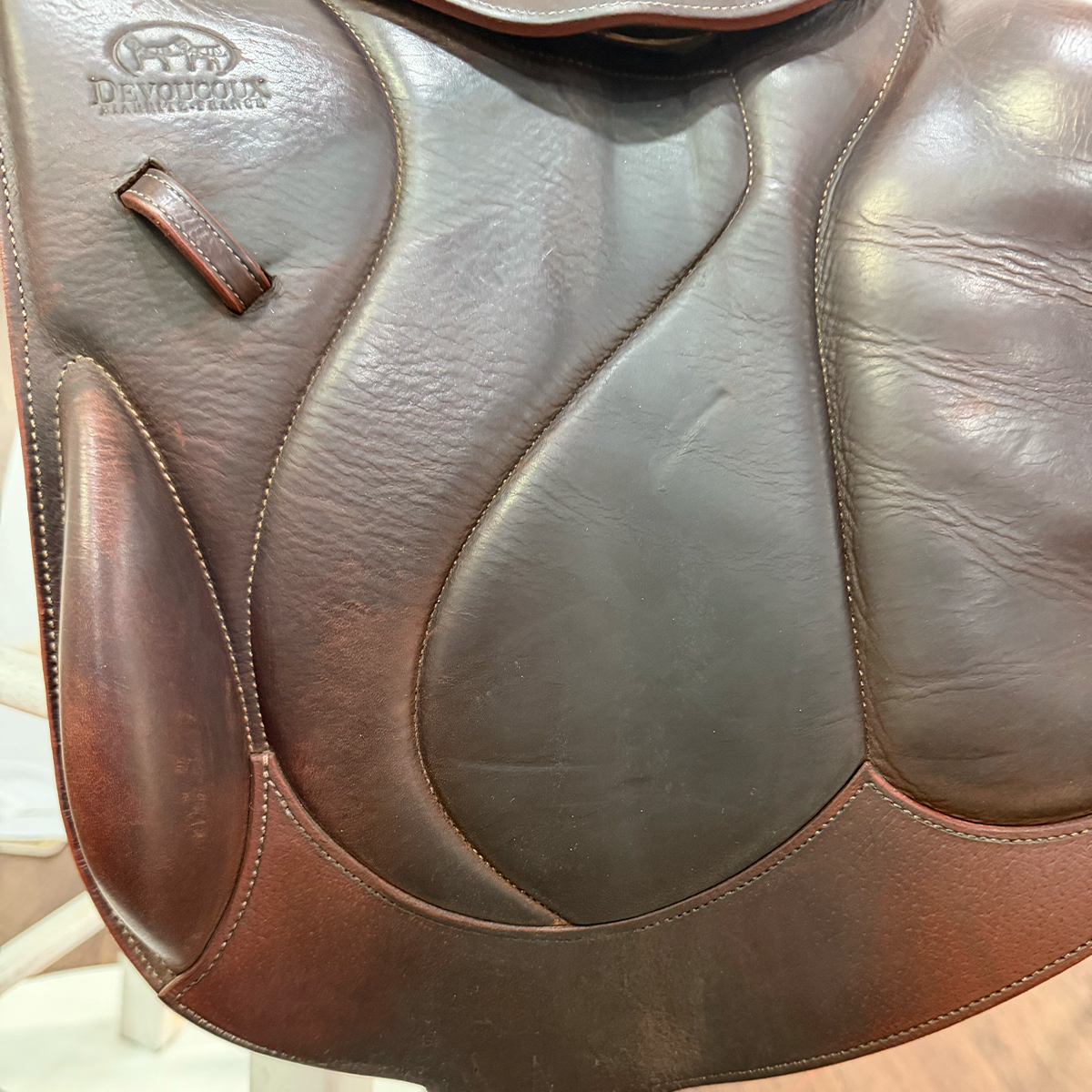 Devoucoux Chiberta 18" Monoflap Used Close Contact Saddle