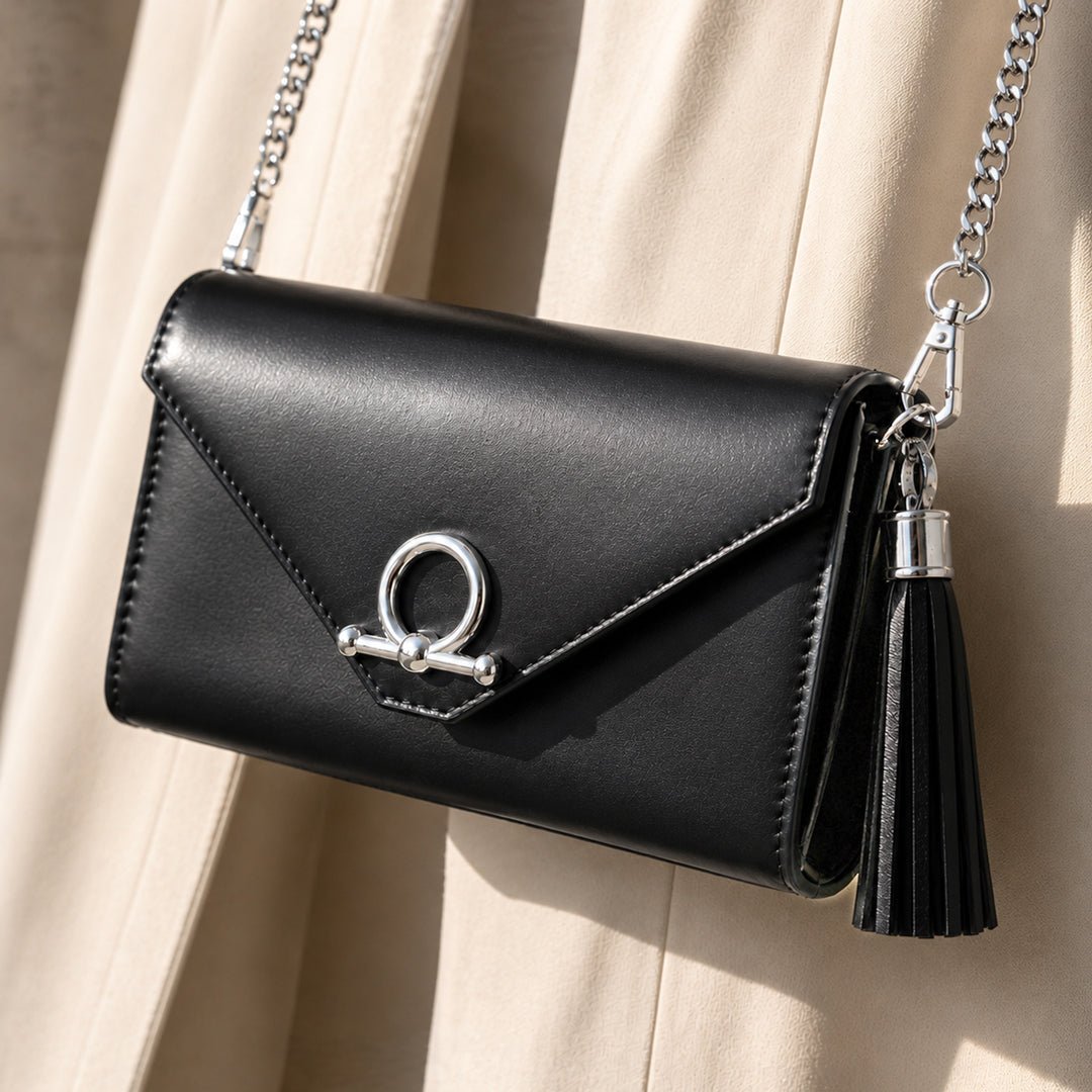 Urban Equestrian  Del Mar - Horse Bit Crossbody Luxury Leather Handbag in Black