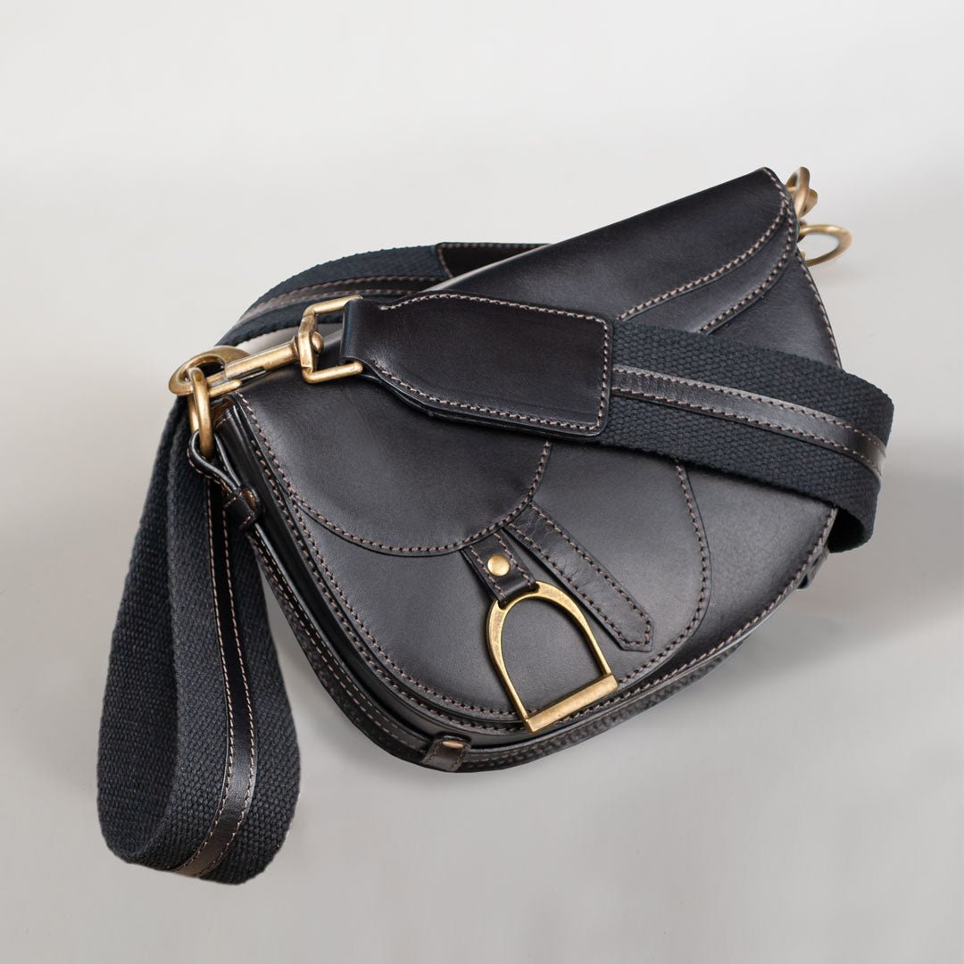 Urban Equestrian  Signature Saddle Bag - Luxury Leather Handbag in Black