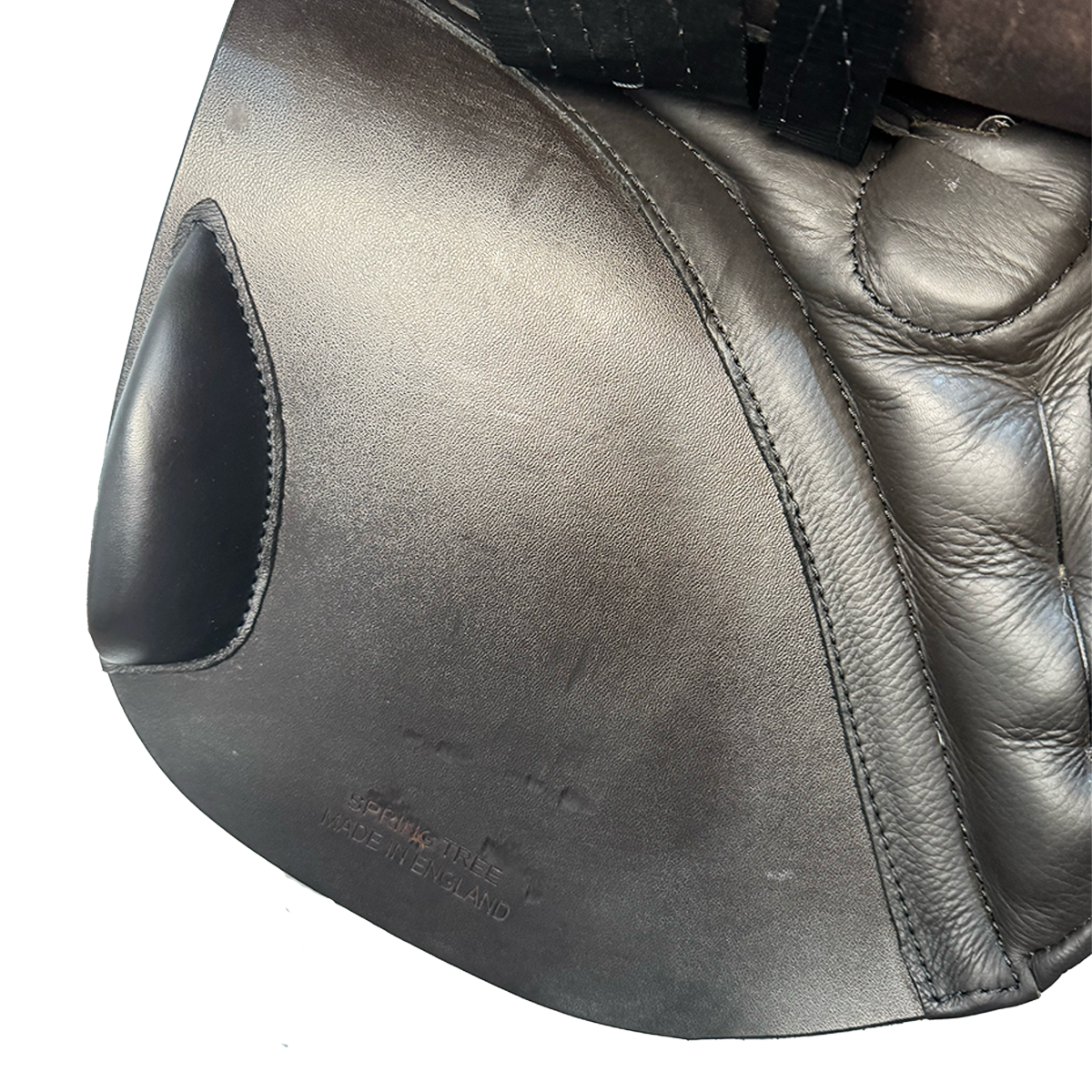 Black Country  Quantum 17.5" Used Close Contact Saddle