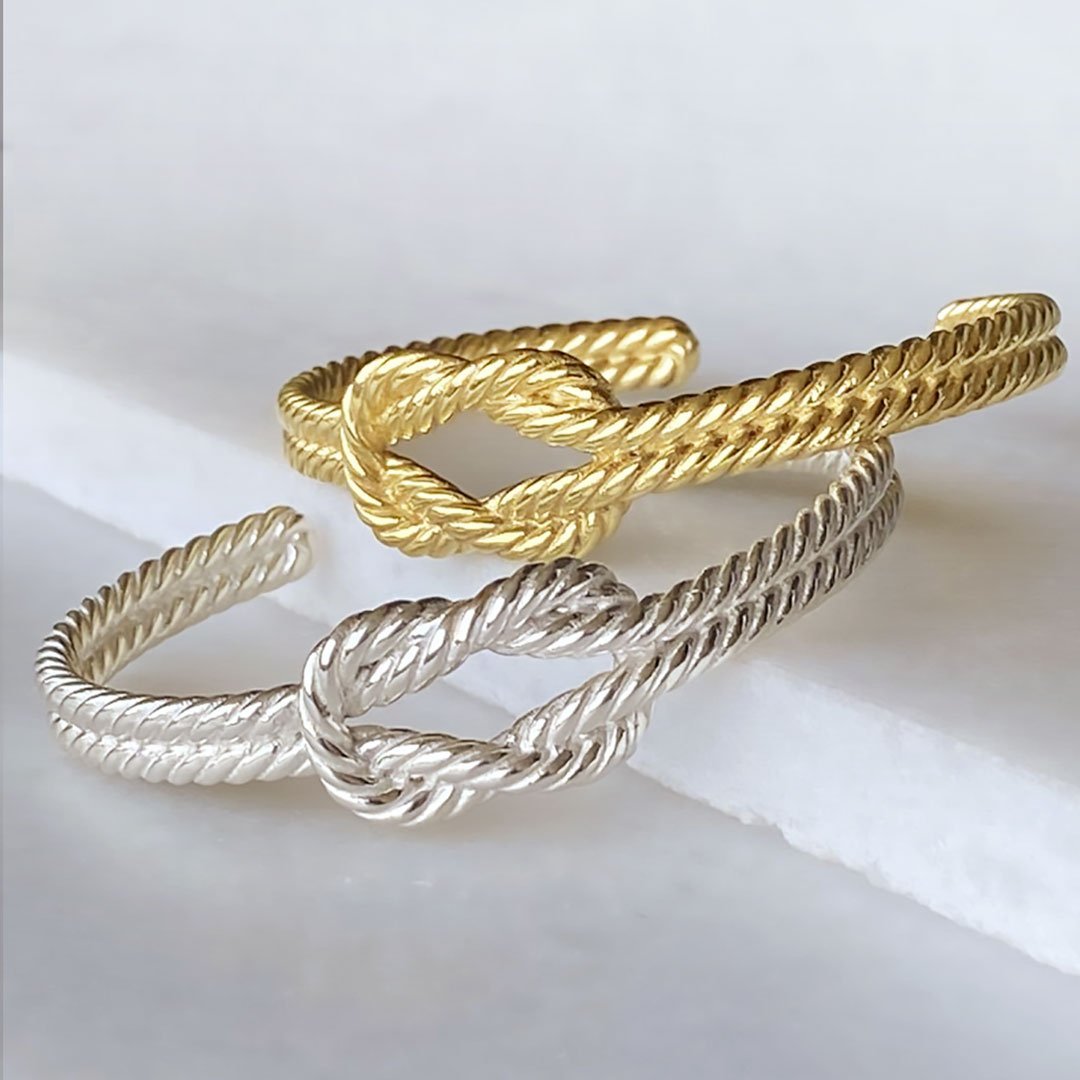 Urban Equestrian  Lariat "Love Me Knot" - Twisted Rope Bracelet in Gold