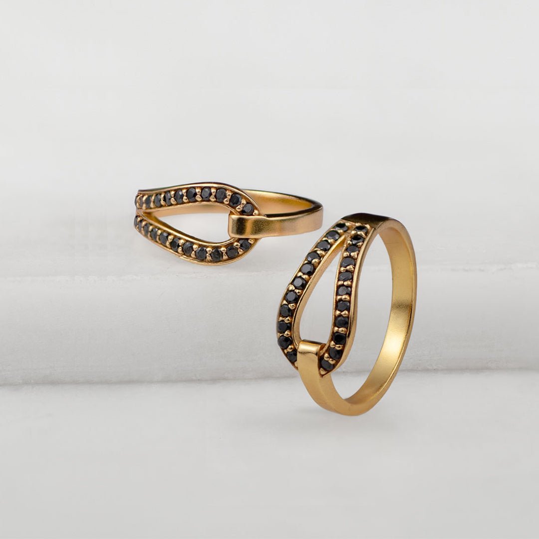 Urban Equestrian  Levade - Black Moissanite Equestrian Horseshoe Ring in Gold