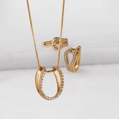 Urban Equestrian  Levade - Moissanite Clear Stone 14K Gold vermeil Horseshoe Earring