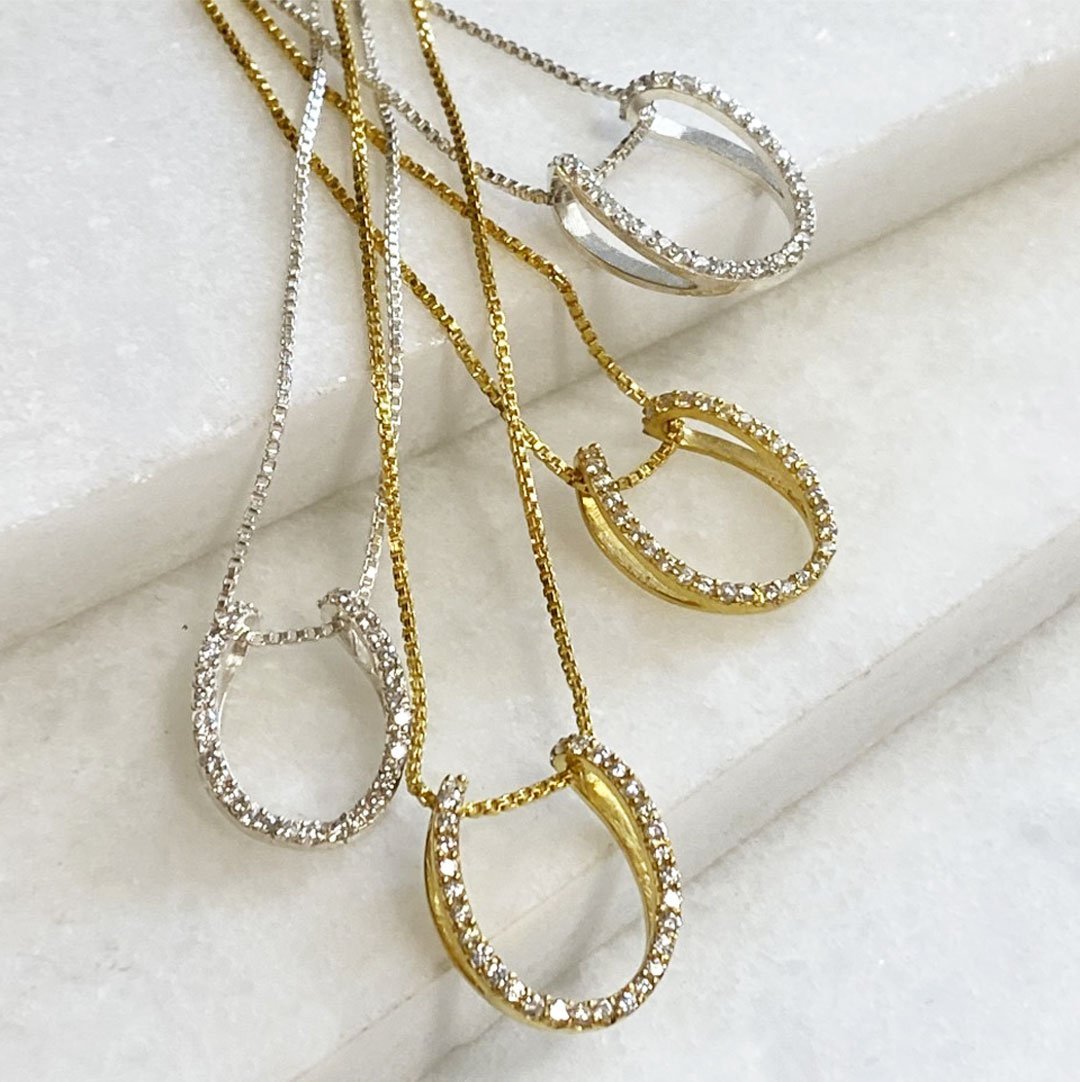 Levade -Moissanite Horseshoe Equestrian Necklace in Silver