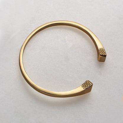 Lucky Nail - Blacksmith Horseshoe Cuff Bracelet in Gold