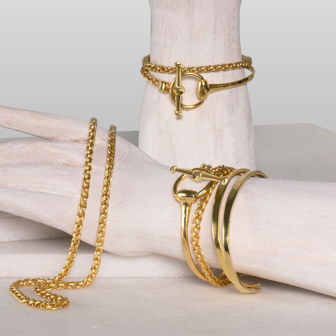 Urban Equestrian  Odeza - Horse Bit Toggle Equestrian Necklace in Gold