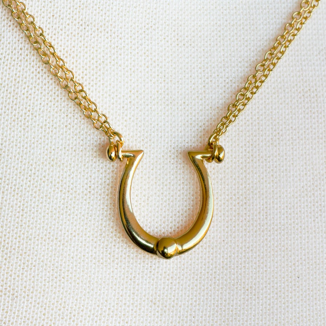 Urban Equestrian  Omega - Equestrian Horseshoe Necklace in Gold