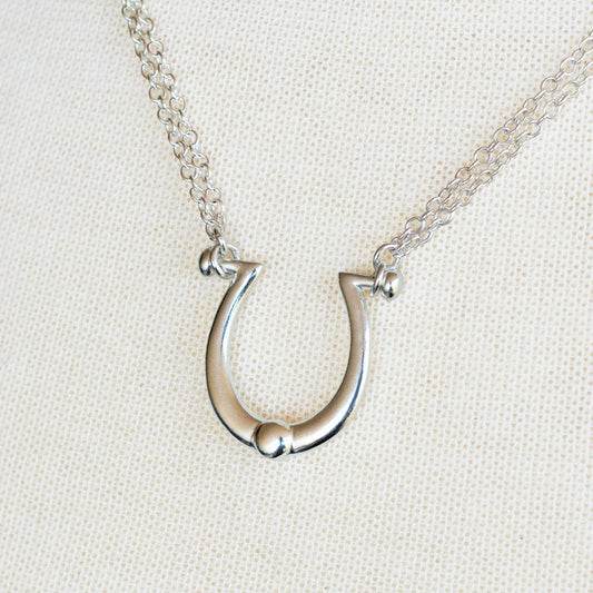 Urban Equestrian  Omega - Equestrian Horseshoe Necklace in Silver