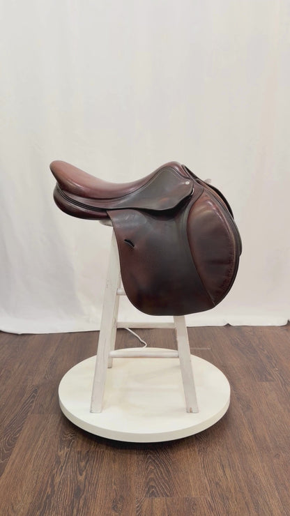 Antares Signature 17.5” Used Close Contact Saddle